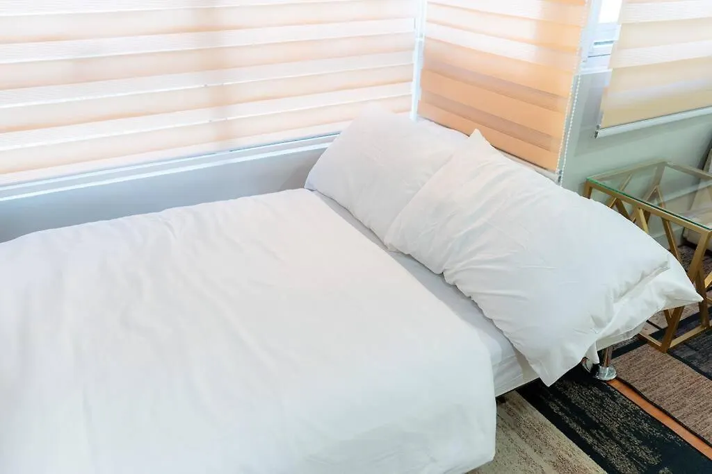 Apartmán A2J Bgc Luxury 2Br Loft Near High Street, Airport Manila Filipíny