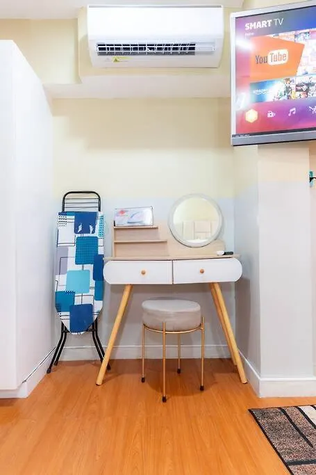 A2J Bgc Luxury 2Br Loft Near High Street, Airport Apartment Manila 0*,  Philippines