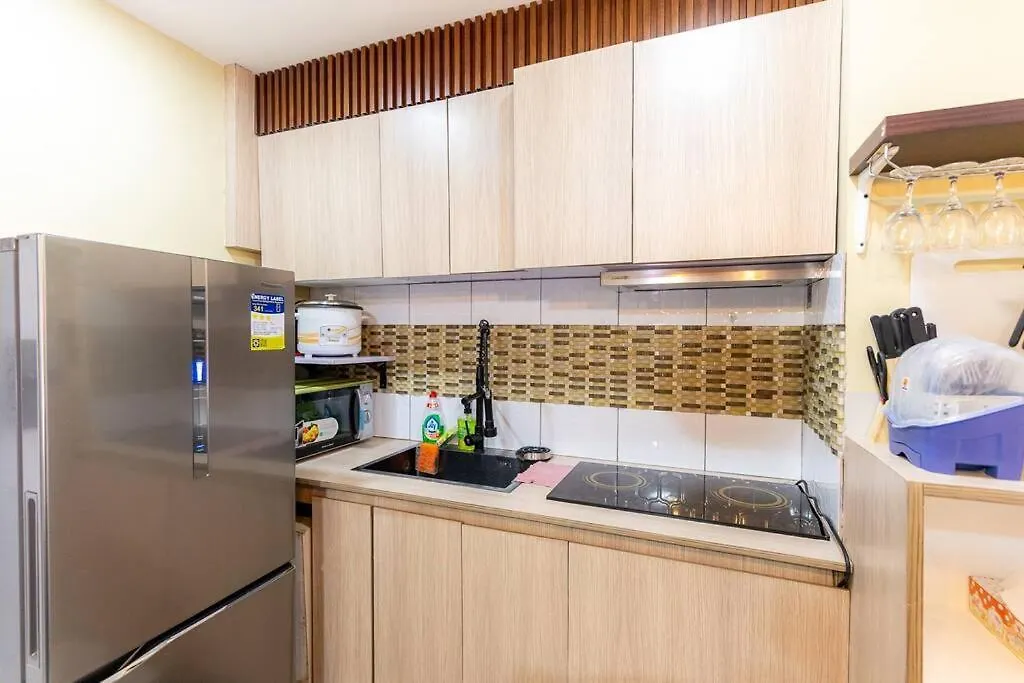 A2J Bgc Luxury 2Br Loft Near High Street, Airport Apartment Manila